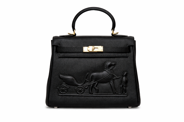 Hermès Kelly – Дамска черна чанта с релефен Horse & Carriage мотив