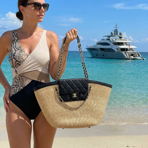 Chanel – Луксозна дамска плажна чанта с несесер