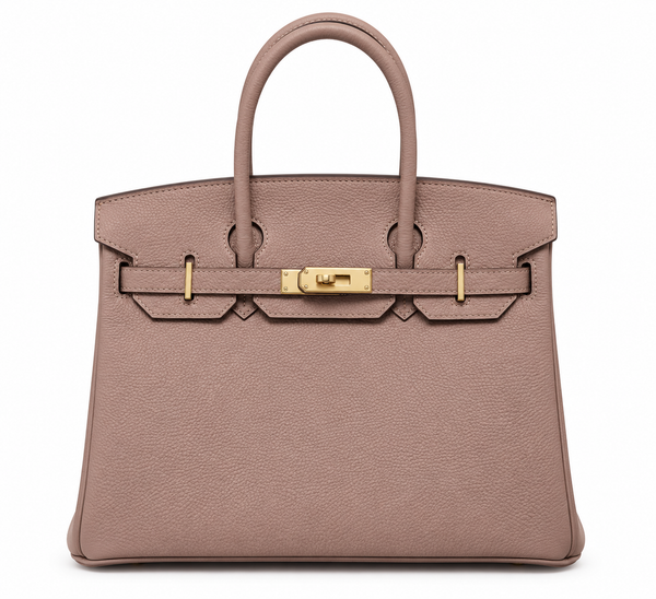 Hermès Birkin – Дамска чанта в пудрено розово със златист обков