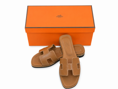 Дамски чехли Hermès Oran в цвят Camel