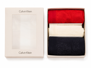Дамско Бельо Calvin Klein комплект от 3 броя
