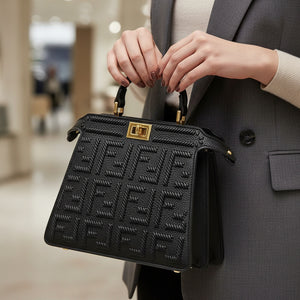 Дамска чанта F