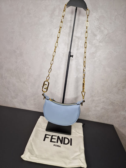 Дамска кожена чанта Fendi