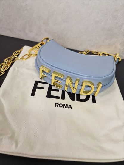 Дамска кожена чанта Fendi