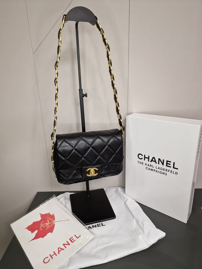 Chanel Дамска Чанта от 100% Кожа