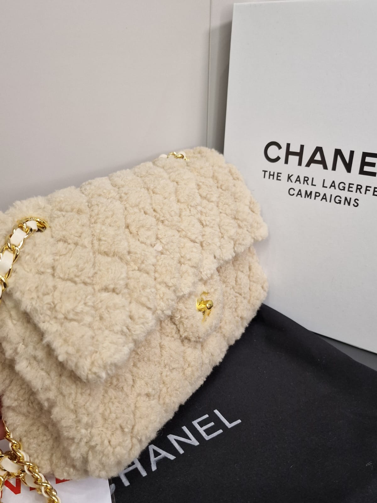 Chanel Дамска Чанта от Плюш