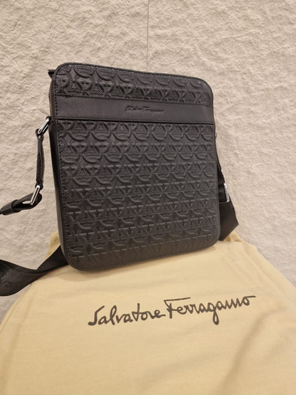 Salvatore Ferragamo Мъжка Чанта от 100% Кожа