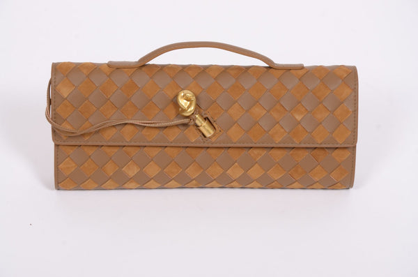 Дамска чанта клъч Botega Venetta от естествена кожа