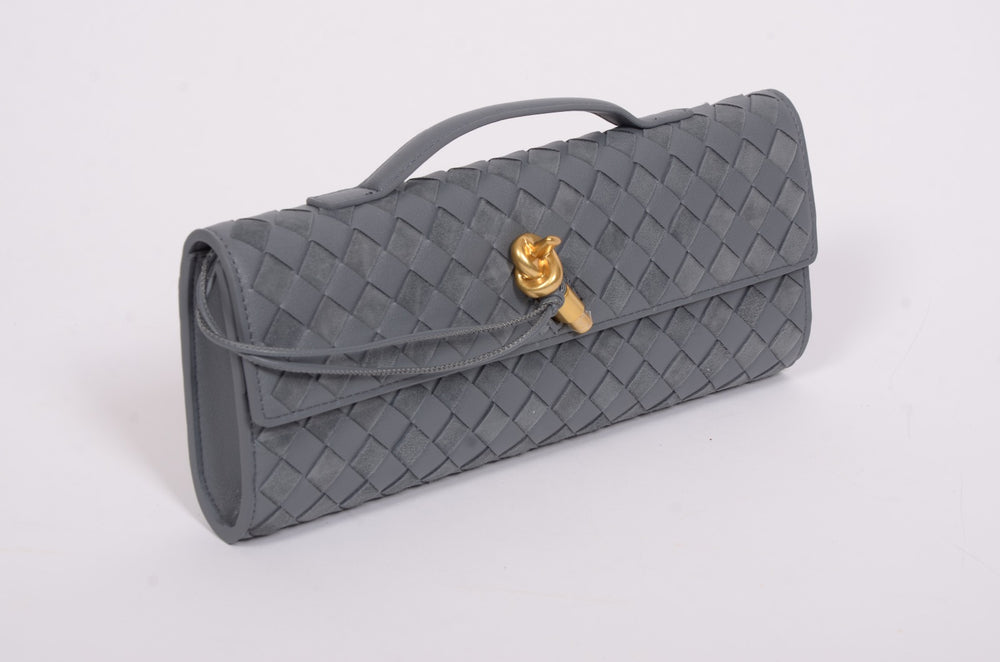 Дамска чанта клъч Bottega Veneta от естествена кожа
