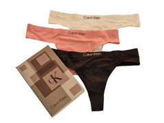 Дамско Бельо Calvin Klein комплект от 3 броя