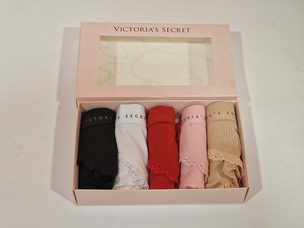 Дамско Бельо VS