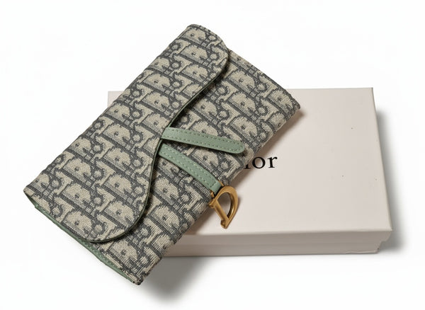 Дамска чанта CD