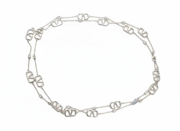 Дамско колие V – сребристо