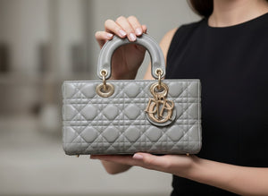 Дамска чанта Lady D – сива естествена кожа