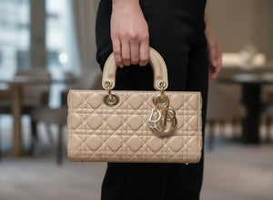 Дамска чанта Lady Dior в елегантно бежово