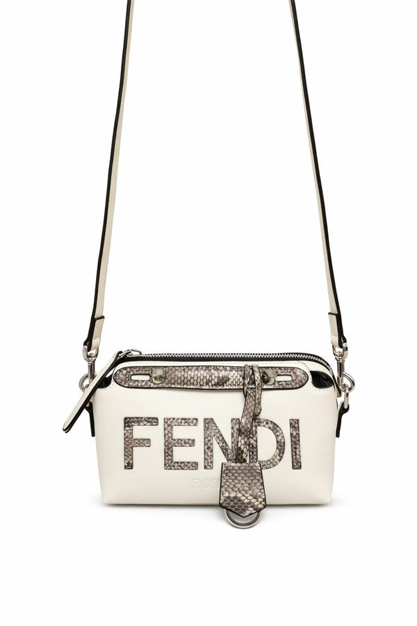 Дамска чанта F с две дръжки