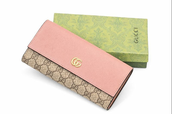 Дамско портмоне GU с верижка