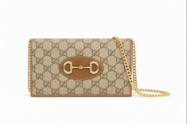 Дамско портмоне GU с верижка