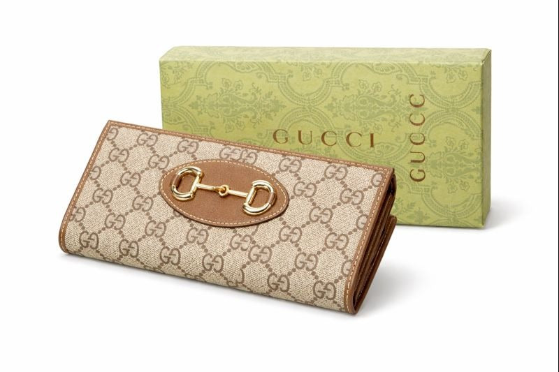 Дамско портмоне GU с верижка