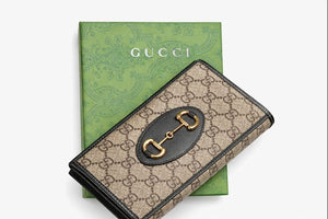 Дамско портмоне GU с верижка