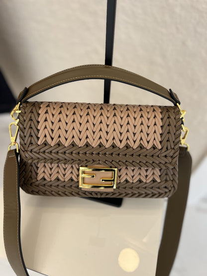 Дамска чанта Fendi