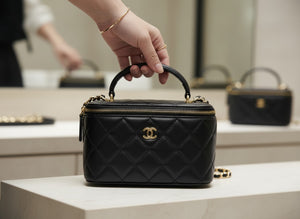 Дамска чанта Chanel Vanity Case Bag