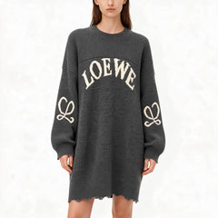Дамска плетена рокля LOEWE в тъмносив цвят – Oversized модел